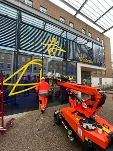 commercial glazing replacement with robot